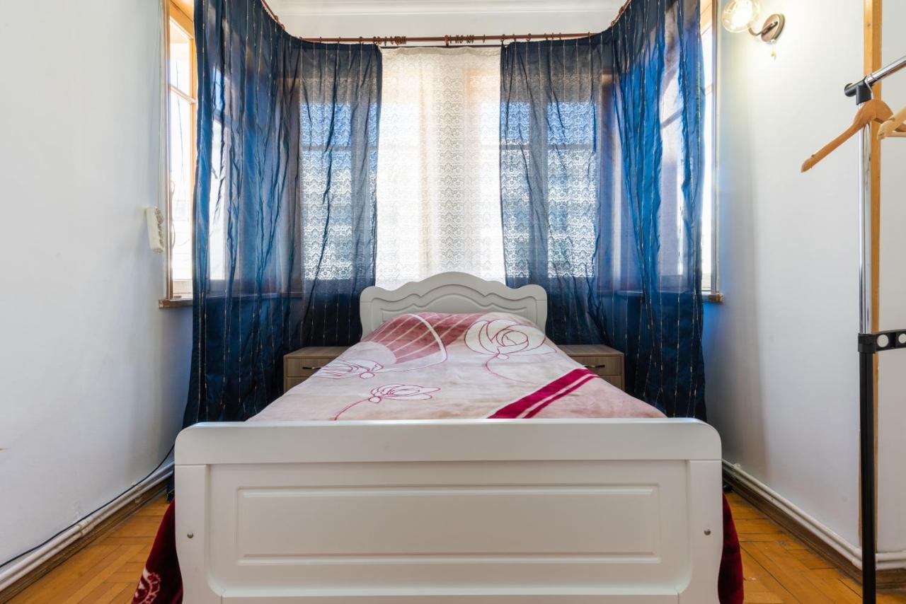 Center 4 You Hotell Tbilisi Exteriör bild